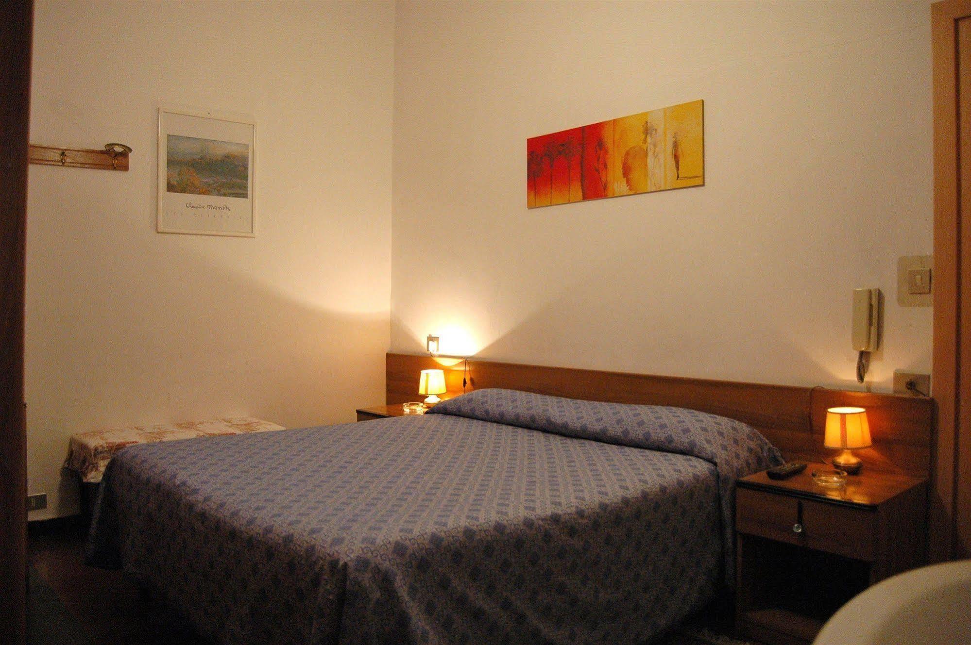 Major Hotel